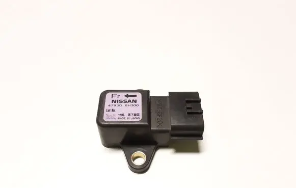 Nissan X-Trail T30 ESP acceleration yaw rate sensor 479308H300