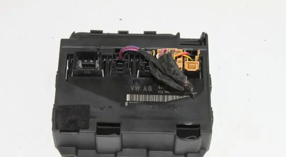 Volkswagen PASSAT B7 Comfort/convenience module 3AA959433