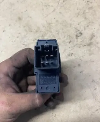 Volvo S80 Electric window control switch 8685288 03W172