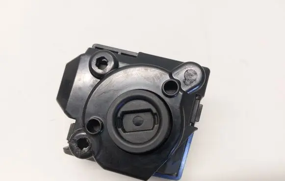 Mercedes-Benz CLA C117 X117 W117 Ignition lock A2469054702