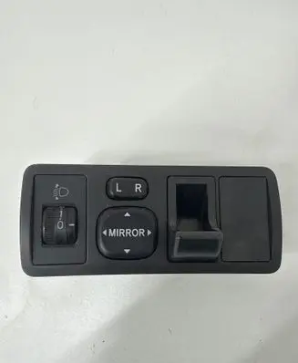 Toyota Corolla Verso E121 Wing mirror switch 183574