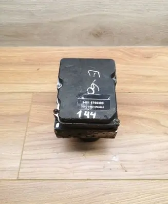 BMW 5 E60 E61 ABS Pump 6766300 6766302