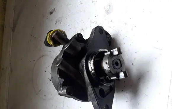 Fiat Punto (188) Vacuum pump