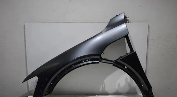 Audi e-tron Fender