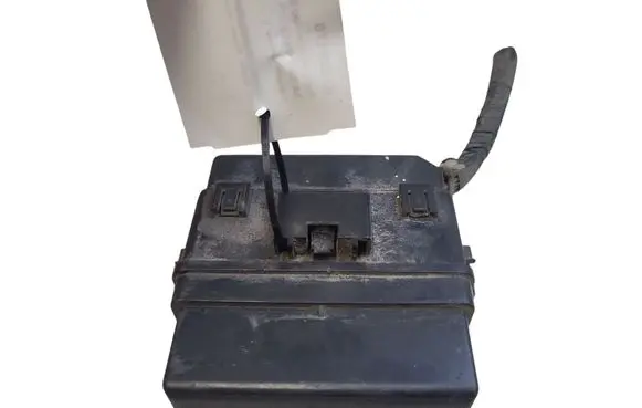 Citroen C-Crosser Relay mounting block 8565A089