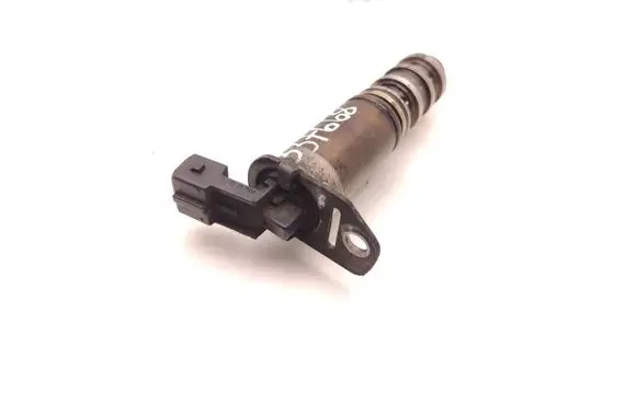BMW 3 E92 E93 Camshaft vanos timing valve 7584115