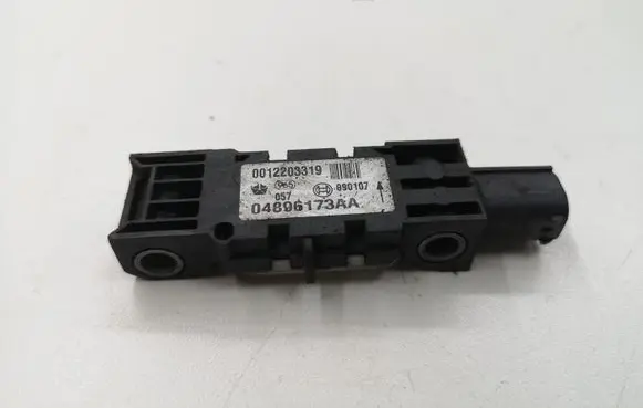 Chrysler 300 - 300C Airbag deployment crash/impact sensor 04896173AA 0012203319