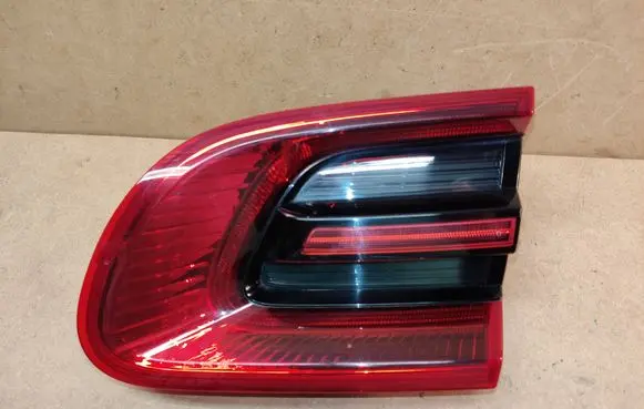 Porsche Macan (95B) Tailgate rear/tail lights 95B945094G
