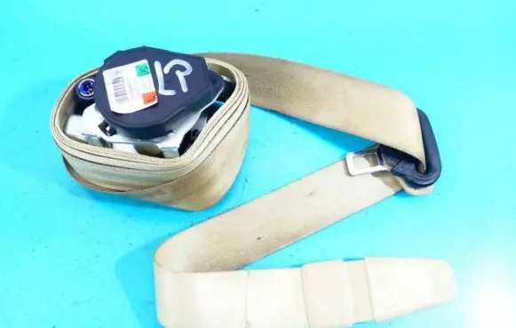 Skoda Superb B6 (3T) Front seatbelt 3T1857701 IMPRK1209136