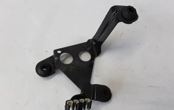 Volvo XC60 ABS pump bracket 31387278
