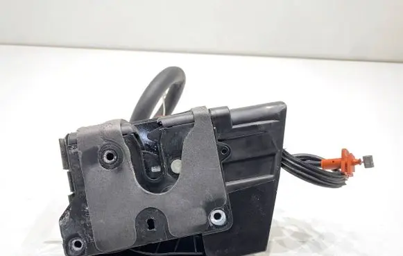 Jaguar XF Rear door lock GX6324994CD