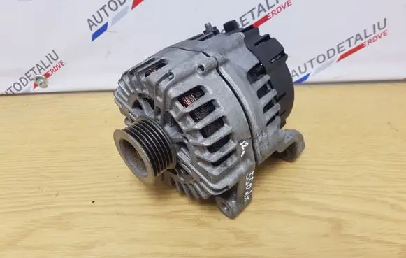BMW 5 F10 F11 Generator/alternator 7823341 12317823341