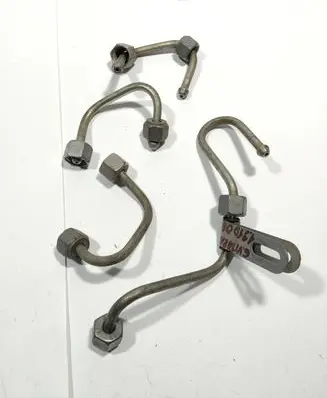 Suzuki Grand Vitara II Fuel injector supply line/pipe 