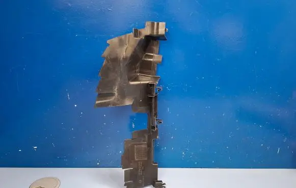 Volkswagen Taigo Intercooler air guide/duct channel 2G7121284A