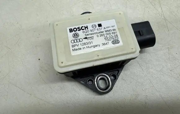 Volkswagen Polo IV 9N3 ESP acceleration yaw rate sensor 6Q0907637A