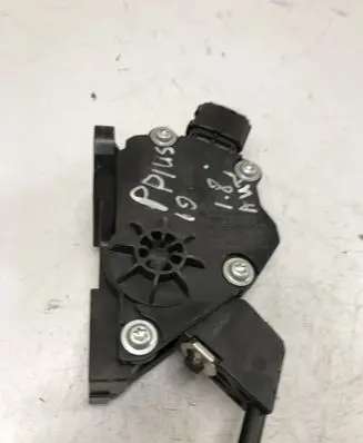 Toyota Prius (XW30) Accelerator throttle pedal 7811012040