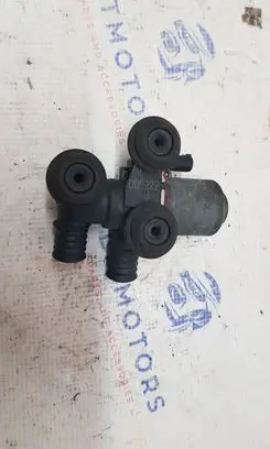 BMW 3 E46 Coolant heater control valve 8369805 64118369805