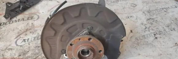 Volkswagen PASSAT B8 Front wheel hub
