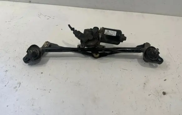 Hyundai Santa Fe Front wiper linkage and motor 987102B000 035418070