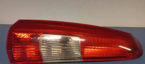 Volvo V70 Rear/tail lights 152843