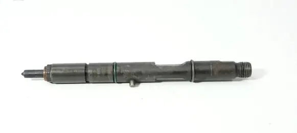 Audi A4 S4 B5 8D Fuel injector 059130201E
