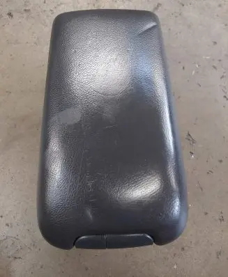 Mercedes-Benz C W203 Armrest E037612023