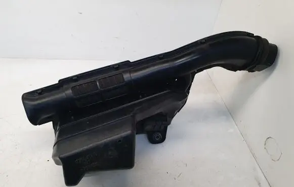 Toyota Auris E180 Intake resonator 177500T010