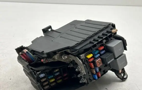 Volvo V70 Fuse box set 6G9T14A076MA K067N