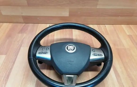 Jaguar XF X250 Steering wheel 