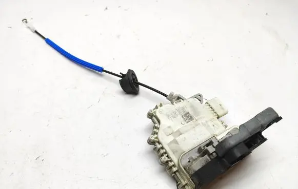 Audi A5 Sportback 8TA Front door lock 8J1867016E