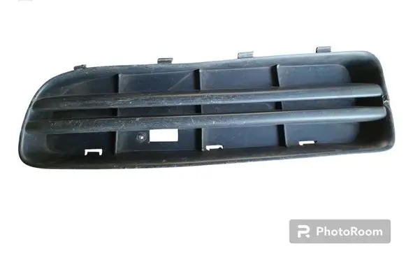 Skoda Octavia Mk2 (1Z) Front bumper lower grill 1U0807367C