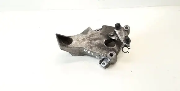 BMW 1 E81 E87 Engine mounting bracket 6775041 22116775041