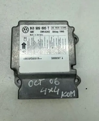 Skoda Octavia Mk2 (1Z) Airbag control unit/module 1K0909605T 50060507A 05H020S2300