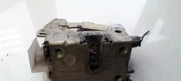 Renault Megane I Rear door lock