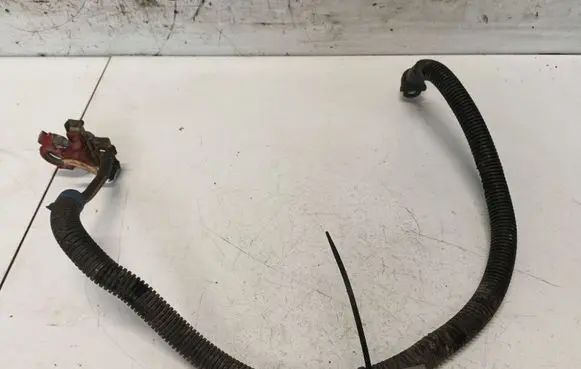 Nissan Primera Positive cable (battery) 