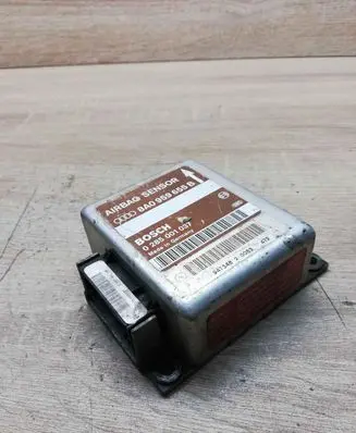 Audi A4 S4 B5 8D Airbag control unit/module 8A0959655B 0285001037