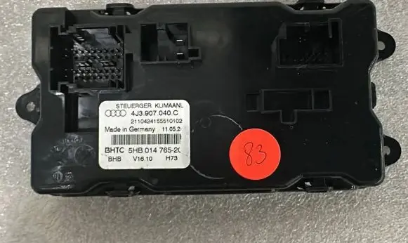 Audi e-tron Air conditioner control unit module 4J3907040C