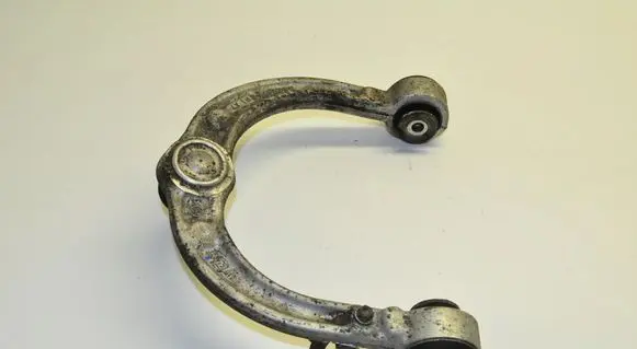 Mercedes-Benz ML W164 Front upper control arm/wishbone 