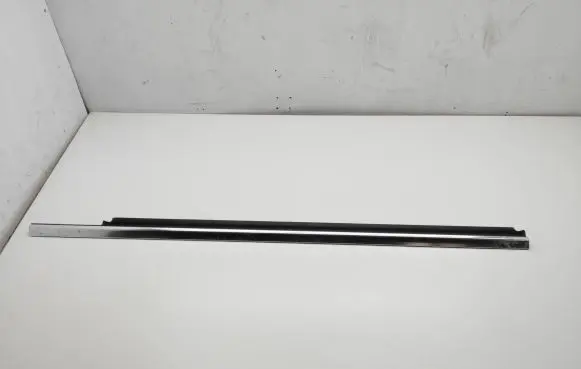 Mercedes-Benz V Class W447 Trim molding A44772000