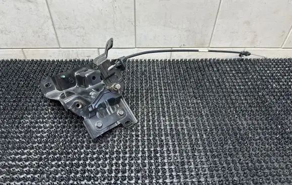 Renault Koleos II Engine bonnet/hood lock/catch 3043565