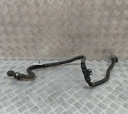 BMW X5 F15 Engine coolant pipe/hose 7646703 7646702