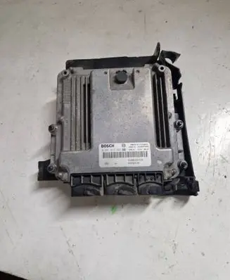 Renault Scenic II - Grand scenic II Engine control unit/module 0281015324 8200688494
