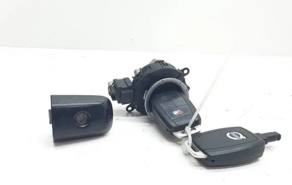 Volvo V50 Ignition lock 30737157