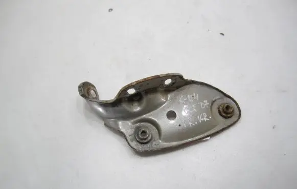 Skoda Octavia Mk2 (1Z) Fender mounting bracket 1Z0821141