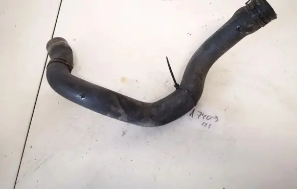 Volkswagen PASSAT B6 Engine coolant pipe/hose 3c0122101r