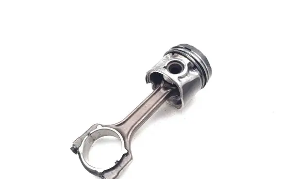 Opel Combo C Piston with connecting rod Z13DTJ