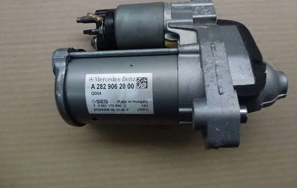 Mercedes-Benz CLA C117 X117 W117 Generator/alternator 0001170696KG