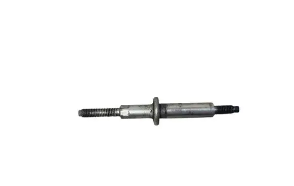 Mazda 6 Fuel Injector clamp holder 