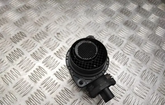 Skoda Octavia Mk2 (1Z) Mass air flow meter 038906461B 0281002531