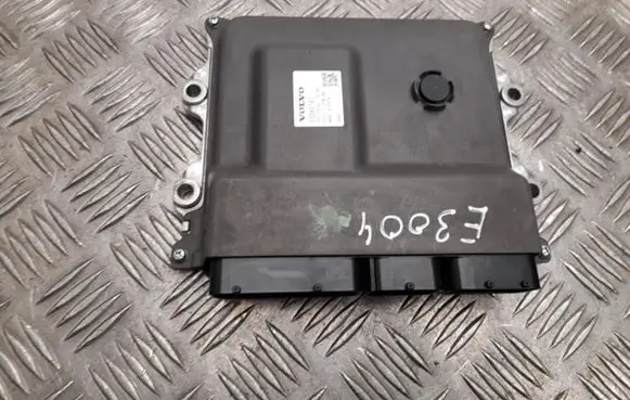 Volvo XC60 Engine control unit/module 32383797